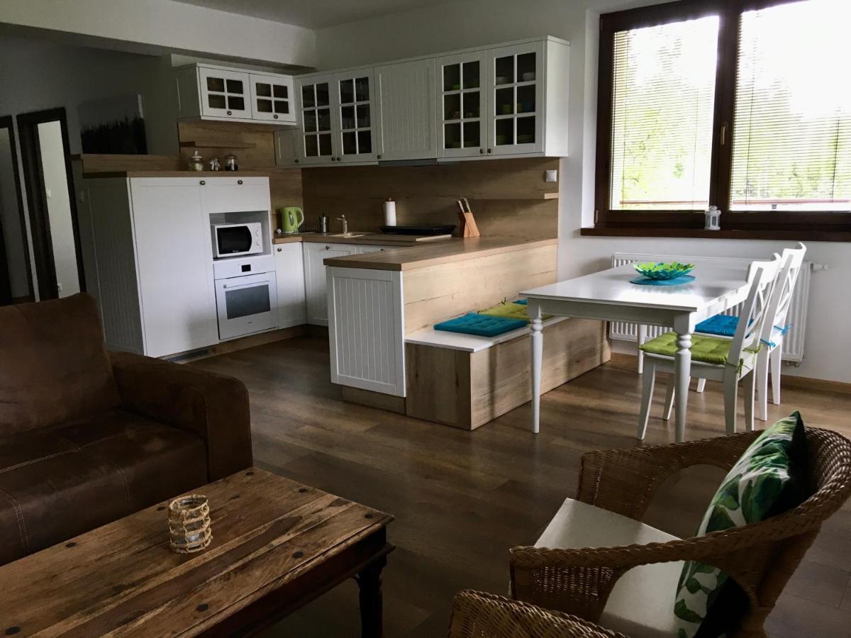 Apartman Kristof 타트란스카롬니카 외부 사진